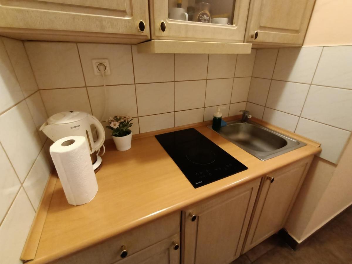 Pokoje Pod Swierkiem Swarzędz Eksteriør billede